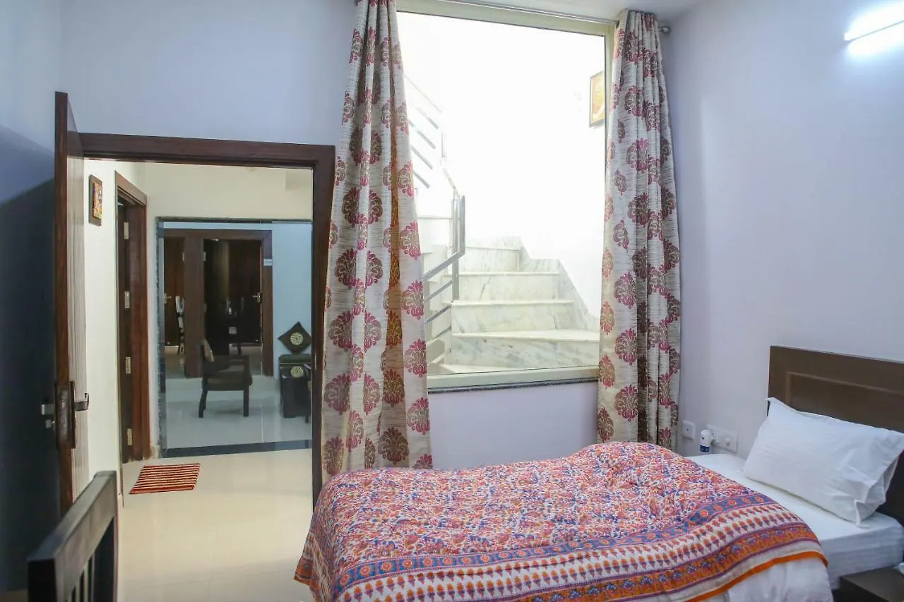 Aradhana'S Home Stay Agra  India