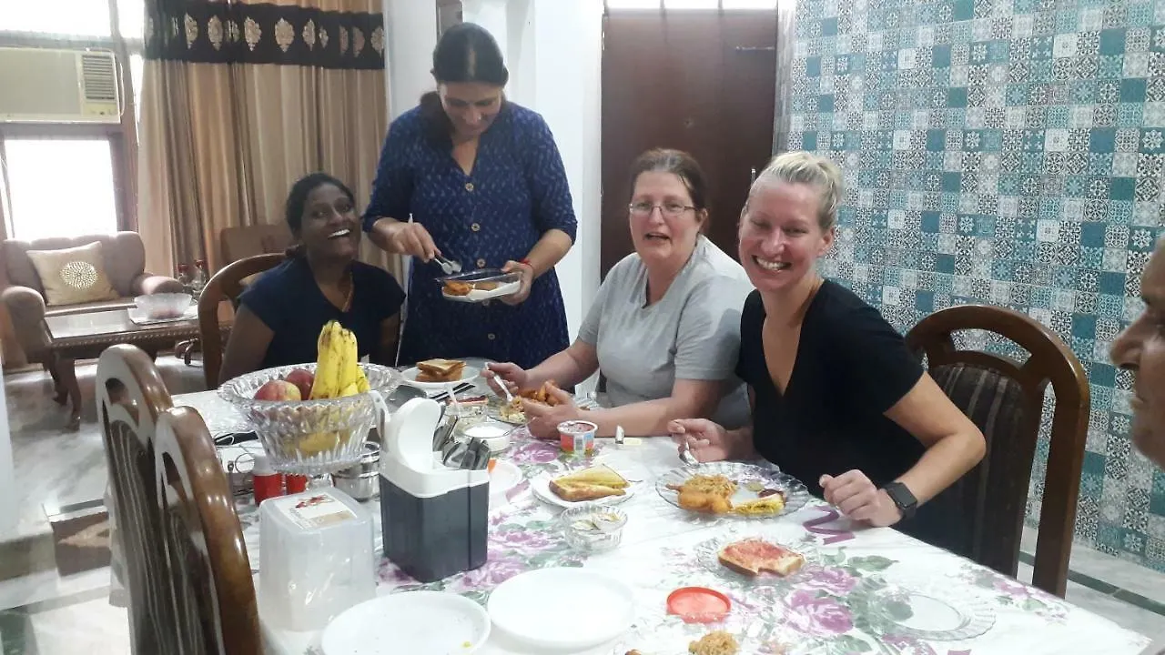 Aradhana'S Home Stay Agra  Homestay Agra (Uttar Pradesh)